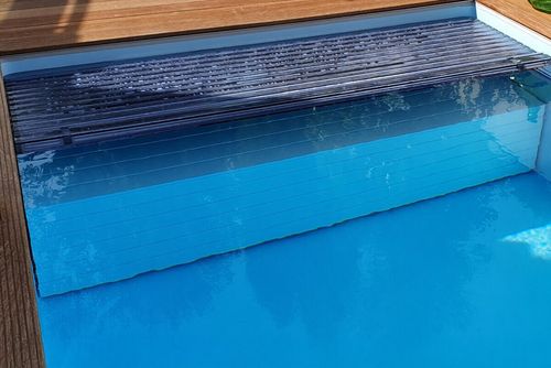 Sitzbank mit / ohne integriertem Rollladen